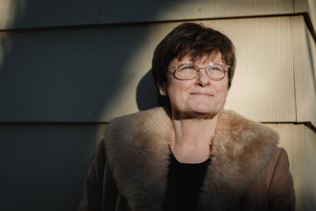 Portrait of Katalin Kariko wearing glasses.